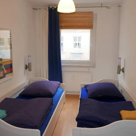 Mitten In Mitte, Ideal Fur Familien Apartmán