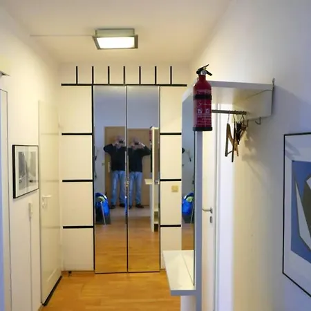 Mitten In Mitte, Ideal Fur Familien * Berlín