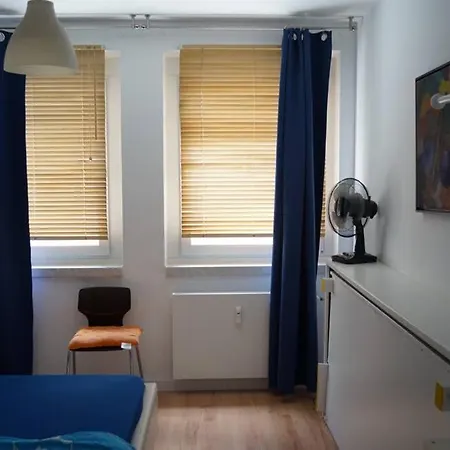 Apartment Mitten In Mitte, Ideal Fur Familien Berlin