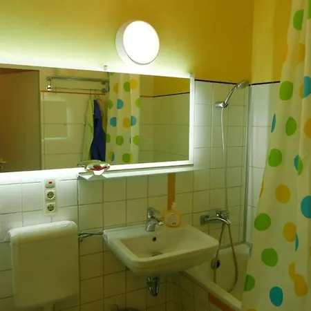 Apartment Mitten In Mitte, Ideal Für Familien