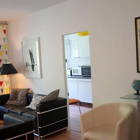 Mitten In Mitte, Ideal Fur Familien Apartment *